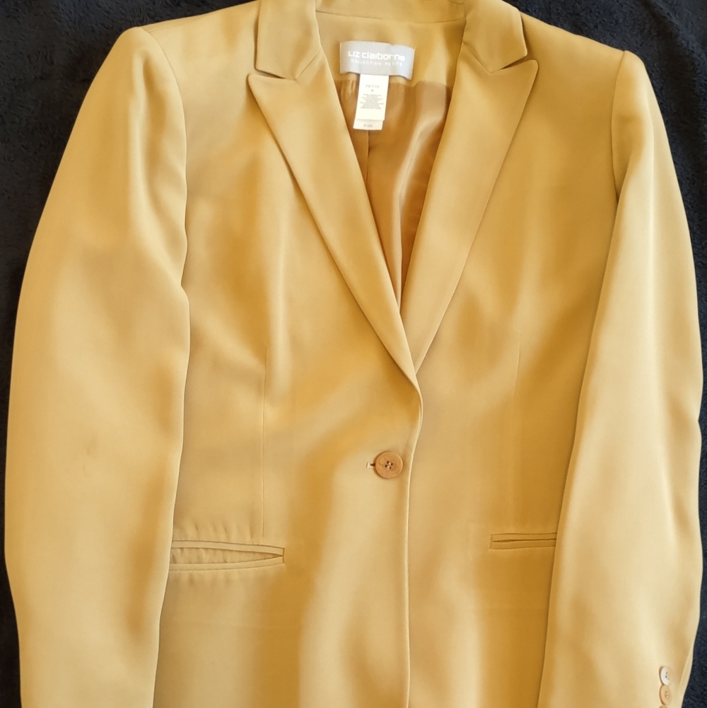 Liz Claiborne Tan Blazer